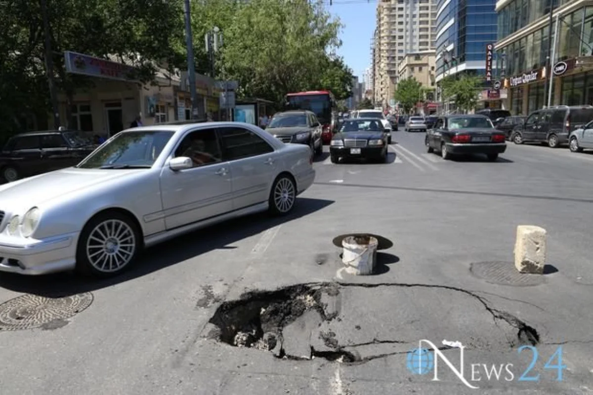 Bakıda yeni çəkilən asfalt çökdü FOTO