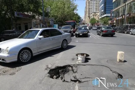 Bakıda yeni çəkilən asfalt çökdü FOTO