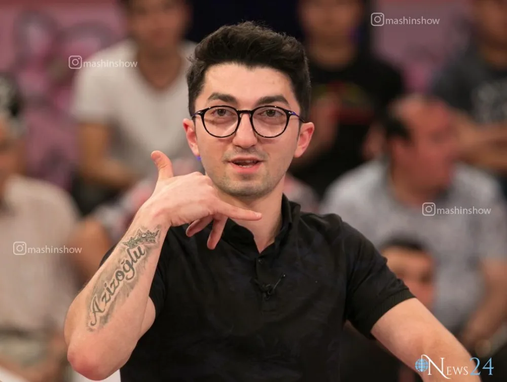 Hüseyn Əzizoğlu təhqir olunur