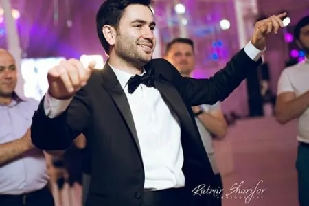 Üzeyir Mehdizadənin toyudur - VİDEO - FOTOLAR