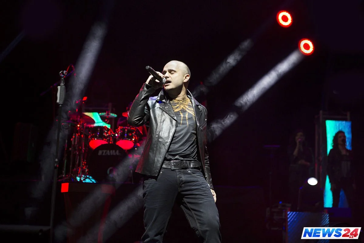 Miri Yusif həyat yoldaşına xəyanət edir? - FOTO