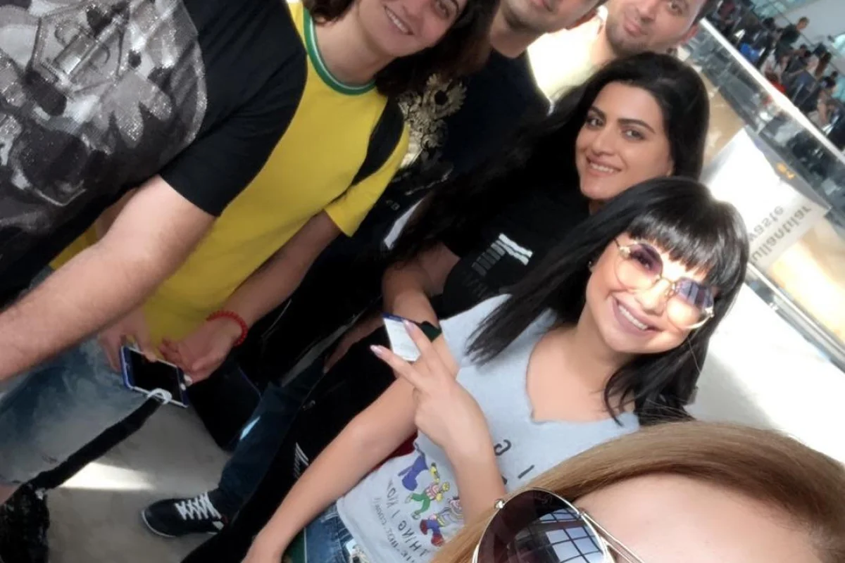 Tolik və məşhurıar Ukraynaya yollandı - VİDEO