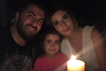 İşıqsız gecədə məşhurların paylaşımı - FOTO - VİDEO