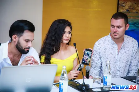 Rəqsanə qıznın ilk klip təqdimatına “Skype”la qoşuldu, kövrəldi – FOTOLAR – VİDEO