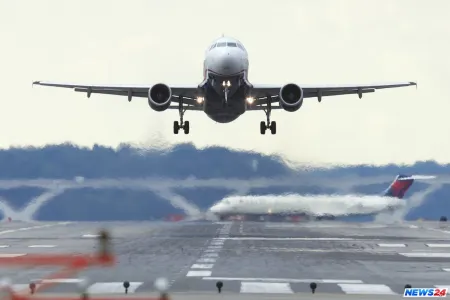 İçərisində azərbaycanlıların da olduğu təyyarənin təkəri partladı - VİDEO