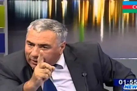 Hafiz Hacıyev: “Məmur təbəqəsində həbslər aparılmalıdır!”