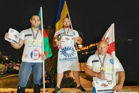 Azərbaycanın “Güclü kişi”si erməni rəqibinin arzusunu gözündə qoydu! - VİDEO