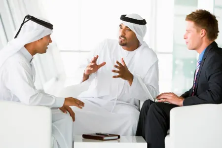 İnanılmaz fırıldaqçılıq- Düz 30 il özünü ərəb şahzadəsi kimi göstərən adamın maskası necə düşdü?