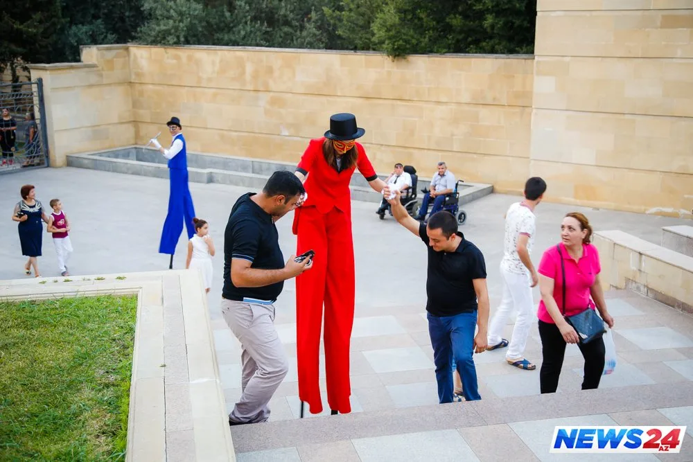 Damlanın anşlaqla keçən konserti və bəyənilməyən tərəfləri – FOTOLAR - VİDEO