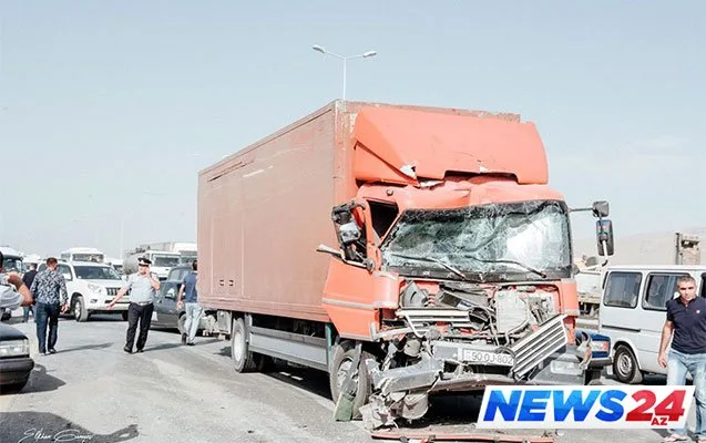 Qaradağda ağır qəza. Ölən və yaralananlar var