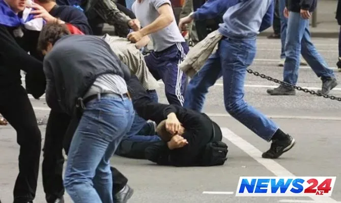 Bakıda kütləvi dava — Bıçaqlanan var