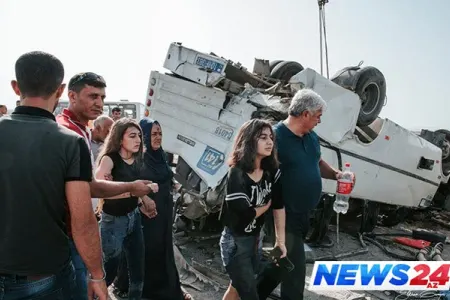 Bakı-Qazax avtomagistralında baş verən dəhşətli qəzanın görüntüləri yayıldı – VİDEO