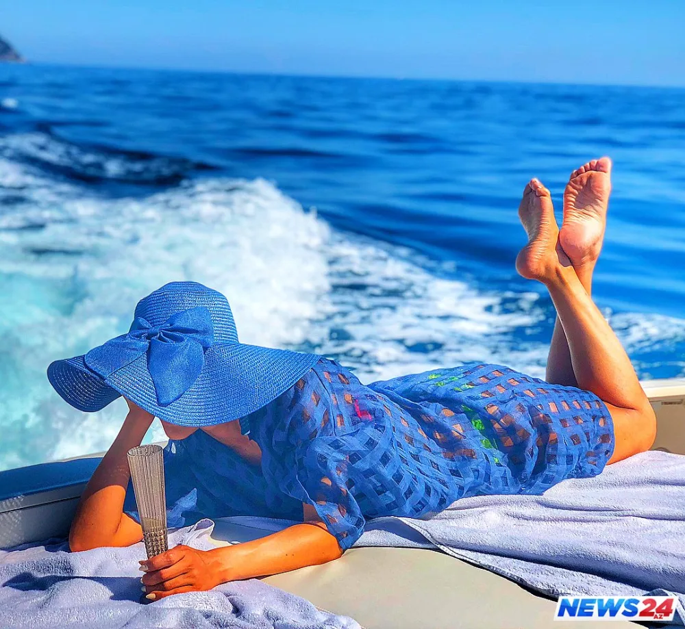 Röyanın qaynar yay fotosessiyası - FOTOLAR