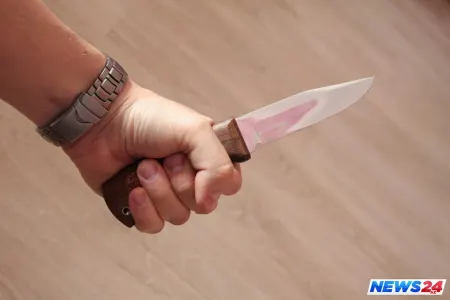 Qandonduran hadisə— Bacı qardaşın boğazını kəsdi