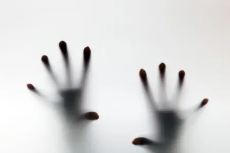 “Qızım özünü binadan atanda lüt olmayıb” - Nərgizin anası