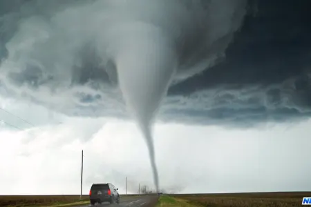 Güclü tornado - Bu görüntülər qorxuya salır- VİDEO