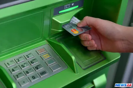 Bankomatlardan pul çıxararkən diqqətli olun: dövlət qurumu bütün banklara məktub göndərib