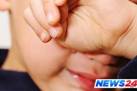 5 yaşlı oğulluğunu ağacla döyüb öldürübmüş - Rəsmi məlumat