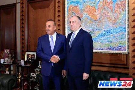 Azərbaycan və Türkiyə XİN rəhbərlərinin görüşü yekunlaşıb