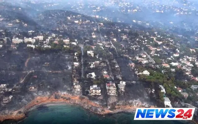 Yunanıstanda 25 nəfər bir-birini qucaqlayıb yandı - VİDEO