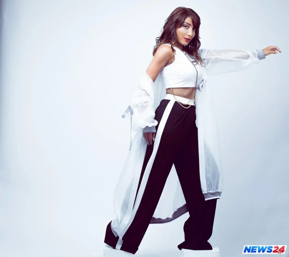 Yeni mahnısını təqdim edən Günay: "Hamı istirahətdədir, mən isə iş başındayam" - VİDEO