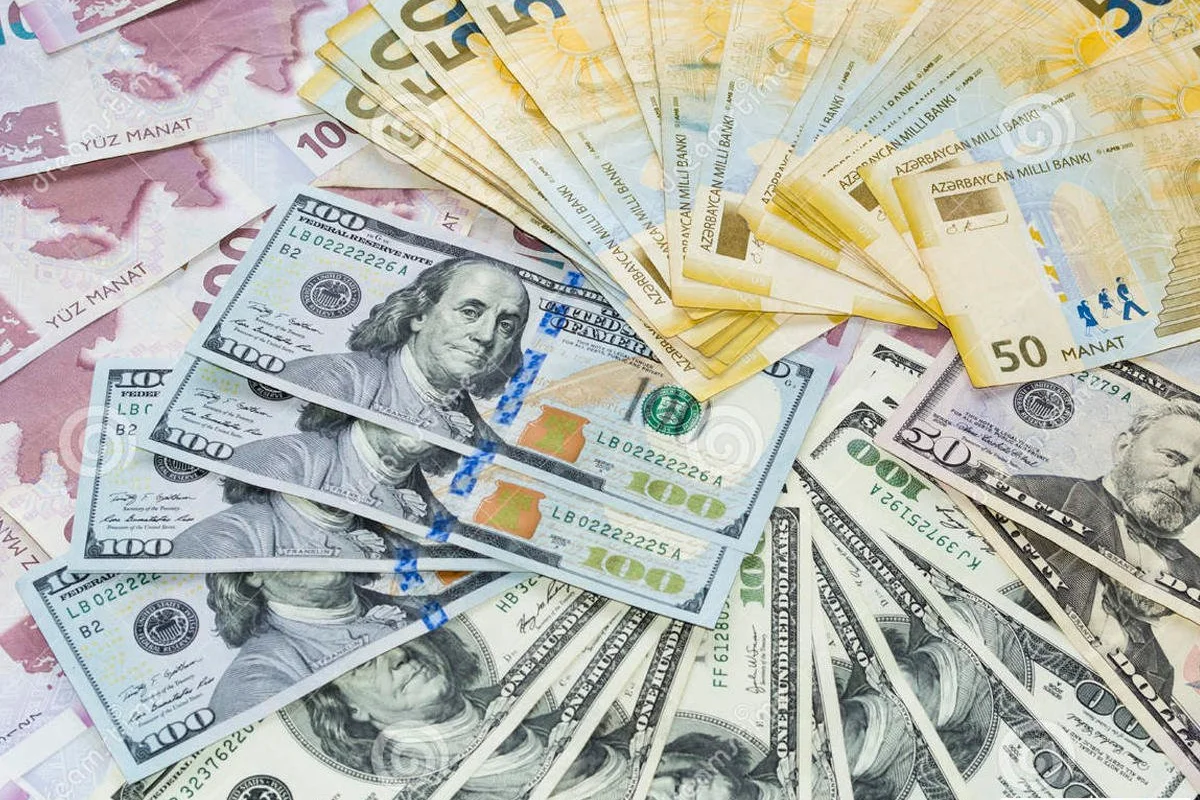 Efirə çıxmaq üçün 100 min manat xərcləyən azərbaycanlı müğənni kimdir?