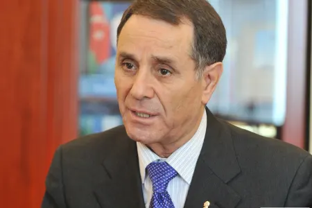 Bakıda intihara cəhd edən şəxsi fikrindən baş nazir daşındırıb