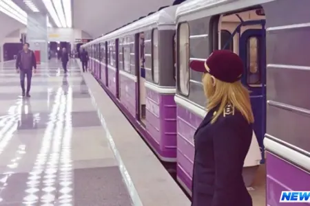 Bakı metrosunda həyacanlı anlar: qadın sərnişinə polislər kömək etdi