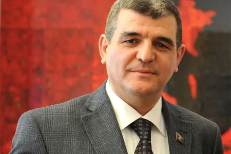 Deputatdan qiymət artımı ilə bağlı sərt tənqid: “Şəxsi büdcəyə vəsait qazandırmaqdan ibarətdir”