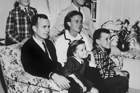 Ailənin 7 üzvü intihar etdi - DƏHŞƏT