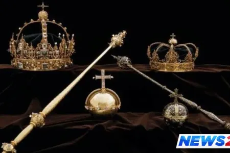 17-ci əsrə aid çox qiymətli tac oğurlandı - FOTO