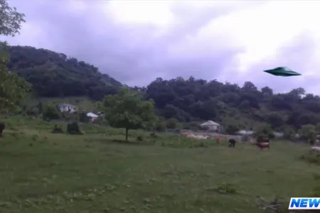 Qubada naməlum uçan obyekt görünüb - VİDEO