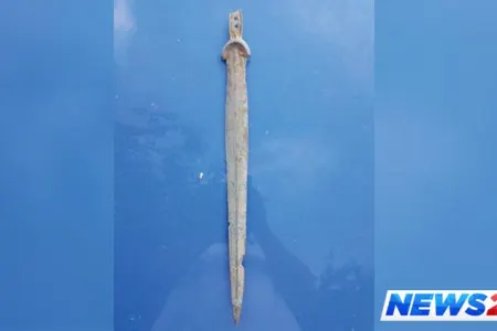 3 min il yaşı olan qılınc tapıldı