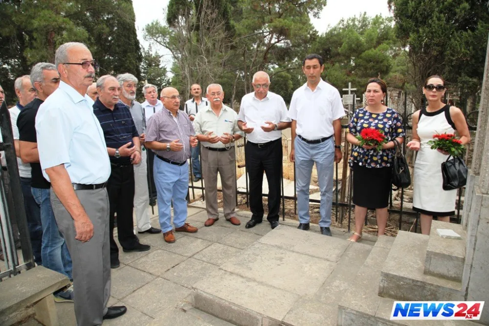 Görkəmli kino xadimlərinin xatirəsi yad olundu - FOTOLAR