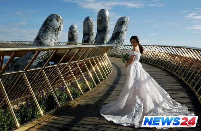 Bu ölkənin “Qızıl körpü”sü görənləri heyran qoyur – FOTOLAR