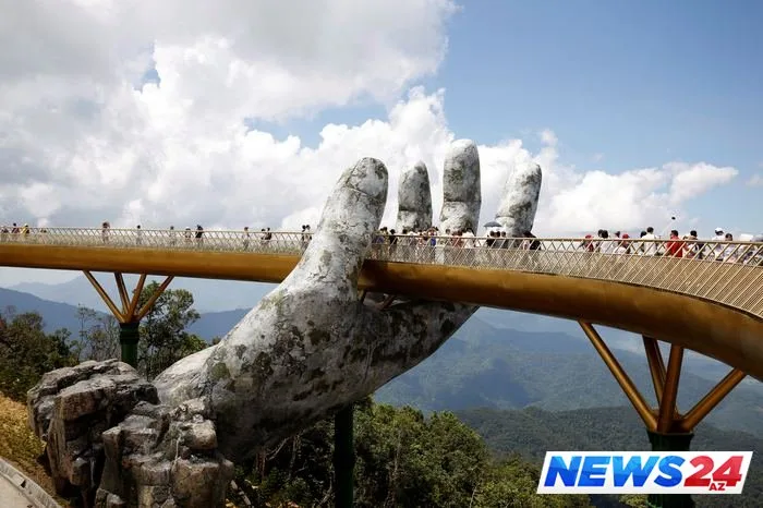 Bu ölkənin “Qızıl körpü”sü görənləri heyran qoyur – FOTOLAR