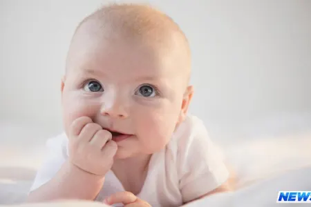 12 günlük körpənin dişini çəkdilər