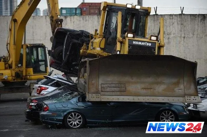 6 milyon dollar dəyərində 68 avtomobil görün nə hala gətirildi –FOTOLAR