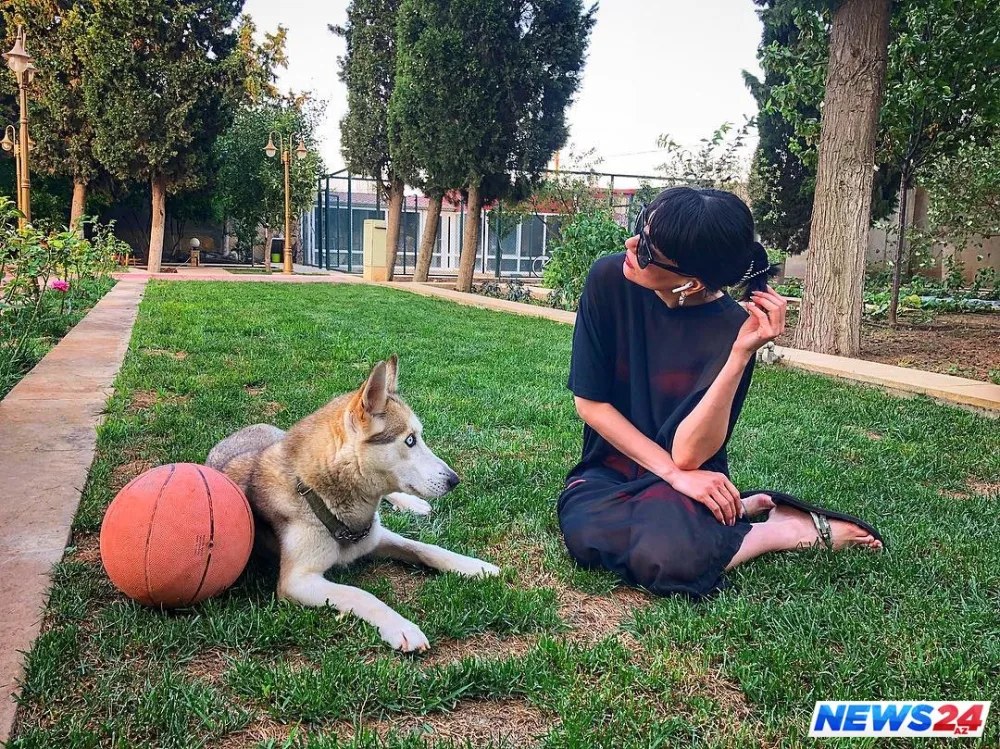 Natavan Həbibinin 3 mərtəbəli bağ evi - FOTOLAR