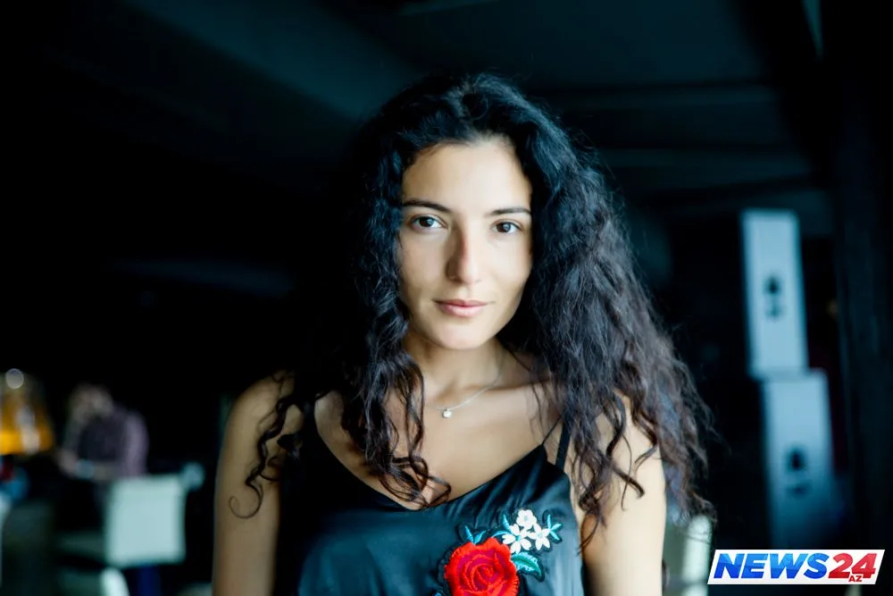 Monika Belluççiyə bənzədilən, açıq-saçıq şəkillərindən utanmayan Dilarə ilə VİDEOMÜSAHİBƏ