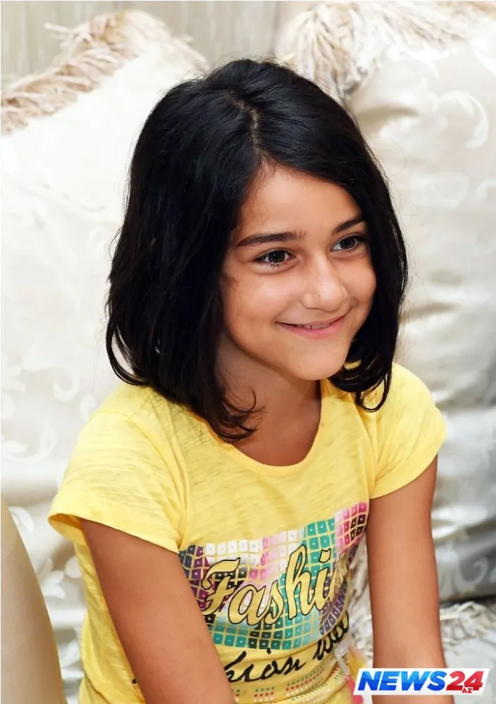 Elçin Quliyev at çapan 9 yaşlı qızı qəbul etdi — FOTO