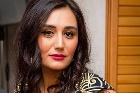 Azərbaycanlı aktrisadan irad: “Namazı da burada qılırlar”