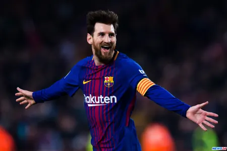 Messi növbəti dəfə tarixi qola imza atdı - VİDEO