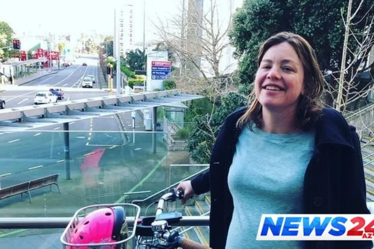 Hamilə nazir doğum evinə velosipeddə getdi