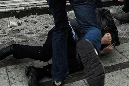 Bakıda gecə klubunda ərəbi döydülər