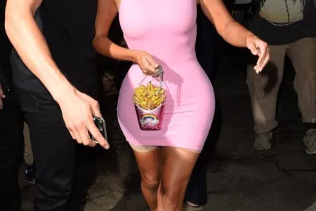 Kim Kardaşyan gülüş obyektinə çevrildi