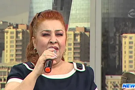 Samirə həmkarını biabır etdi: “Hamı yaxşı bilir, səni hansı kişi saxlayır”