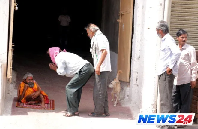 Hər yeri bükülən qəribə adam — FOTOLAR