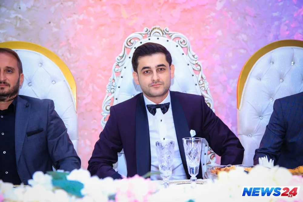 Azərbaycanlı müğənninin gəlinsiz toyundan - FOTOLAR