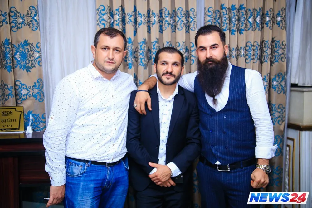 Azərbaycanlı müğənninin gəlinsiz toyundan - FOTOLAR